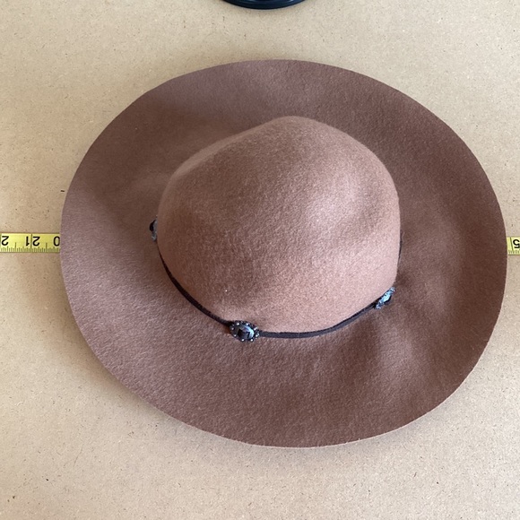 NWT American Eagle Outfitters 100% Wool Hat - Picture 7 of 8